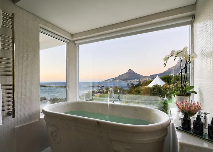 Twelve Apostles & SpaSpa Hotel